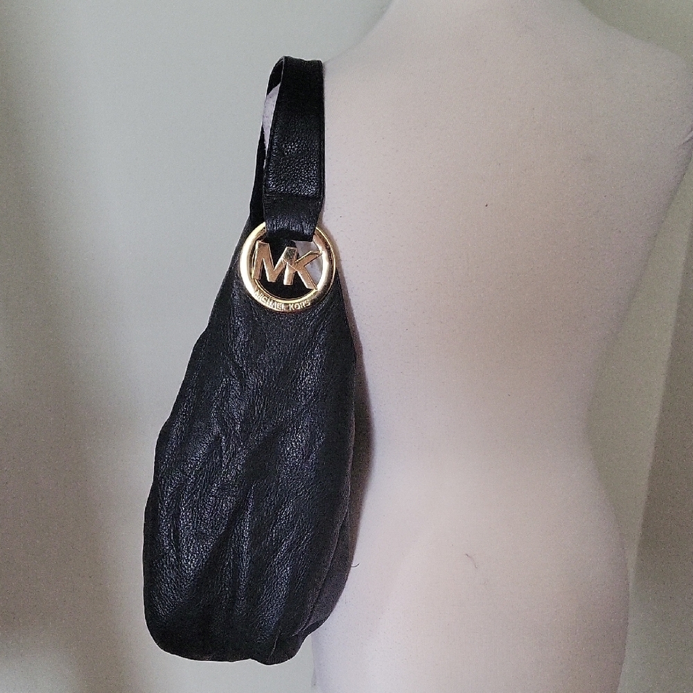 Michael Kors Large Black Leather Hobo Bag - Picture 4 of 15